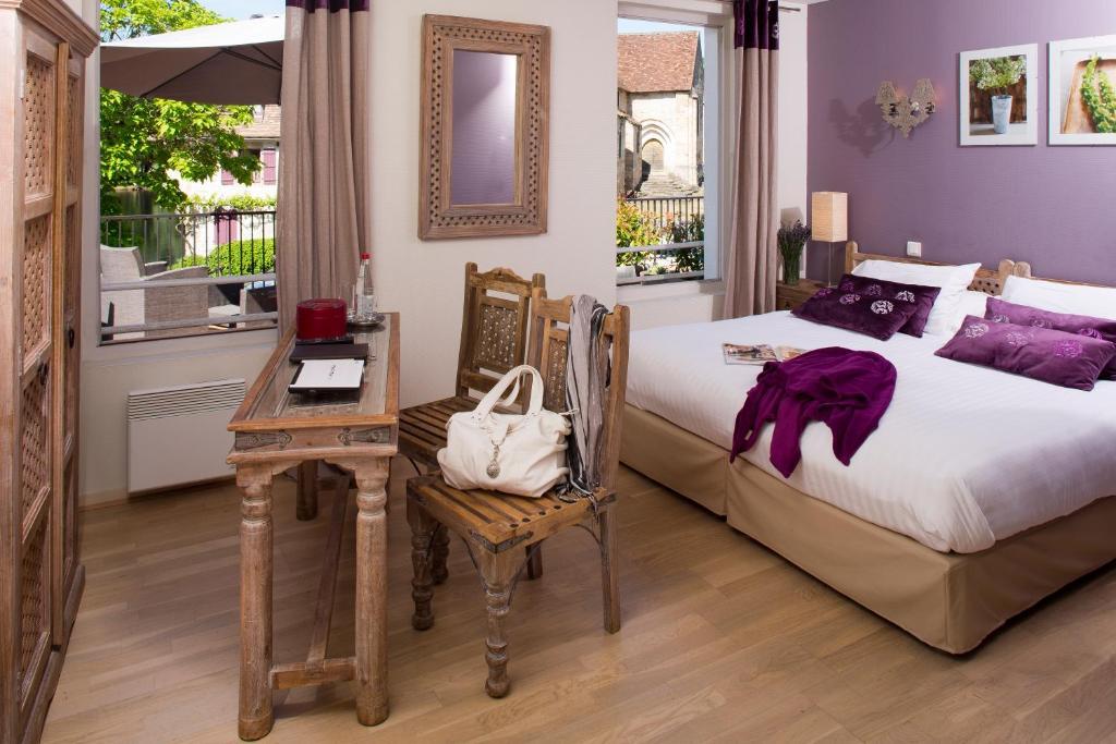 Logis Hotel Les Flots Bleus Больё-сюр-Дордонь Номер фото
